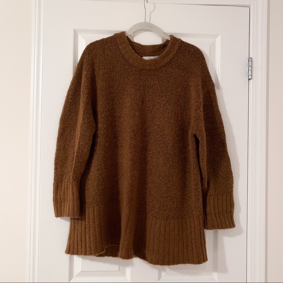 Oversized Knit Sweater - Picture 4 of 5